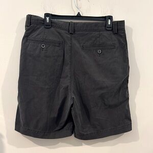Tommy Bahama Men's Size 34 Smoke Brown Flat Front Shorts
